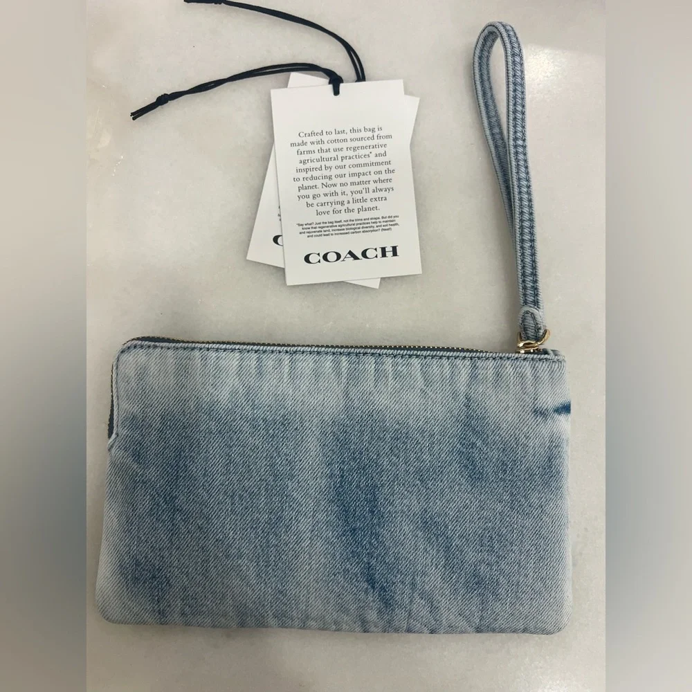 Coach Large Corner Zip Wristlet In Loved Denim - Picture 2 of 9
